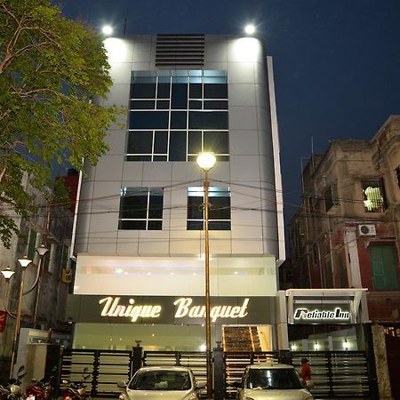 Reliable Inn Калькутта Экстерьер фото