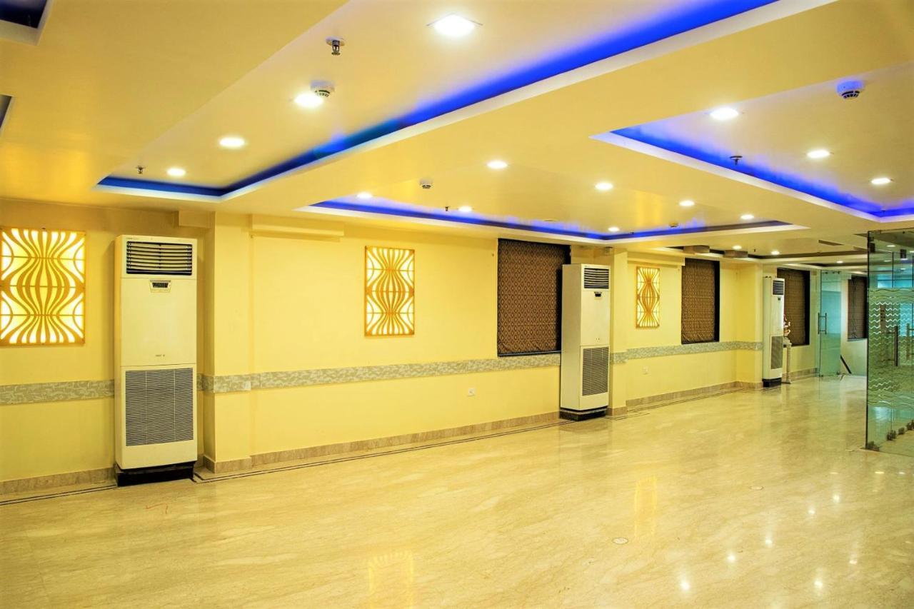 Reliable Inn Калькутта Экстерьер фото