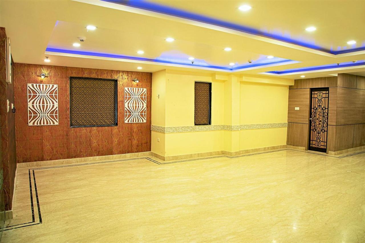 Reliable Inn Калькутта Экстерьер фото
