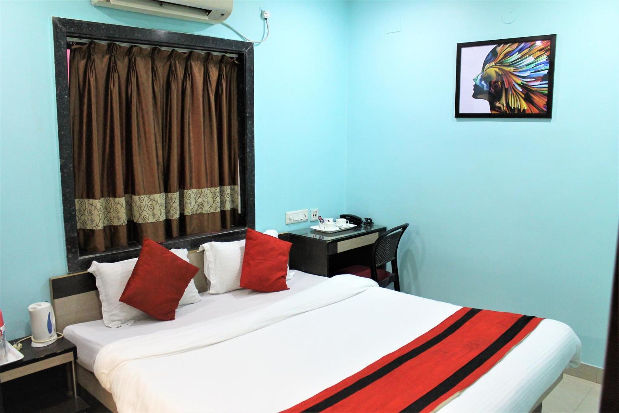 Reliable Inn Калькутта Экстерьер фото