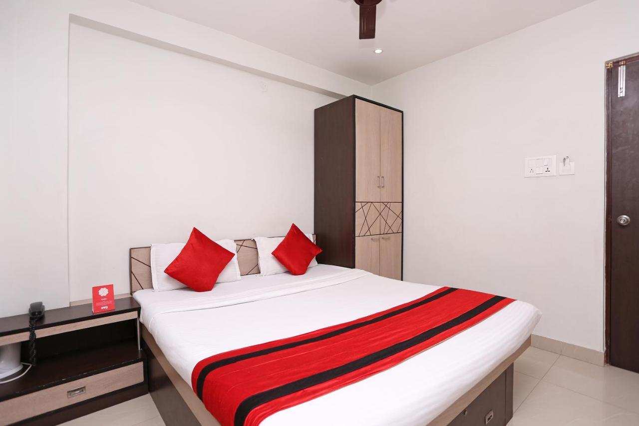 Reliable Inn Калькутта Экстерьер фото
