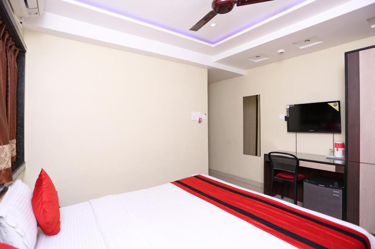 Reliable Inn Калькутта Экстерьер фото