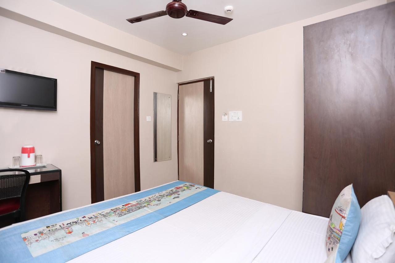 Reliable Inn Калькутта Экстерьер фото
