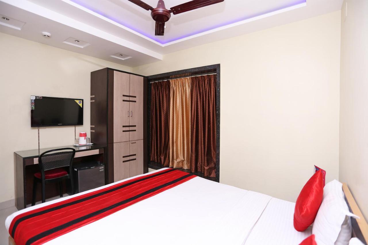 Reliable Inn Калькутта Экстерьер фото